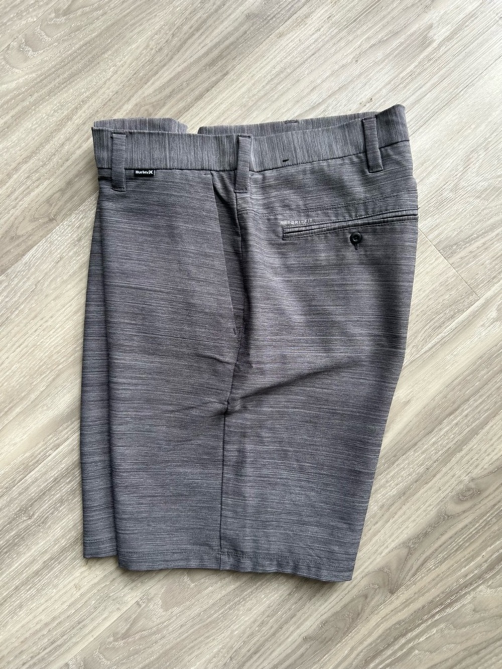 Hurley | Walkshorts Series w/ Nike Dri-FIT (Size 30" Waist) - Picture 4 of 10